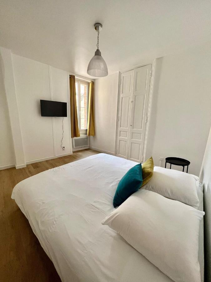 Au Coeur De Ville Laval  Ngoại thất bức ảnh